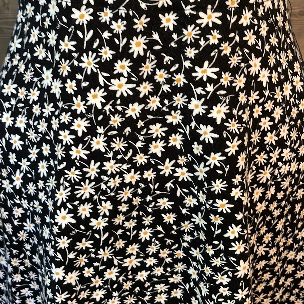 So extra small, spaghetti strap, Daisy summer dress - Picture 4 of 8